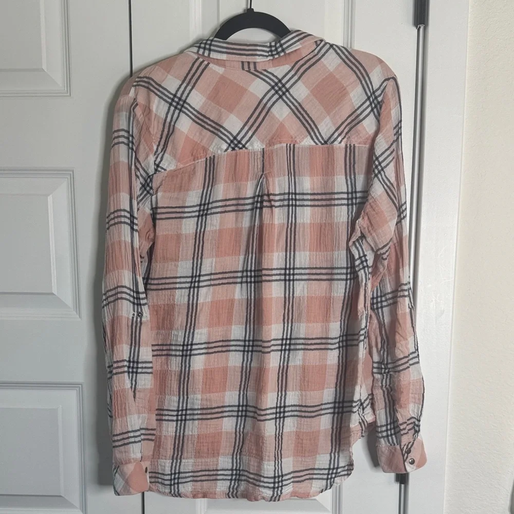 Kut Coral Plaid Button-Up Shirt - Picture 4 of 4